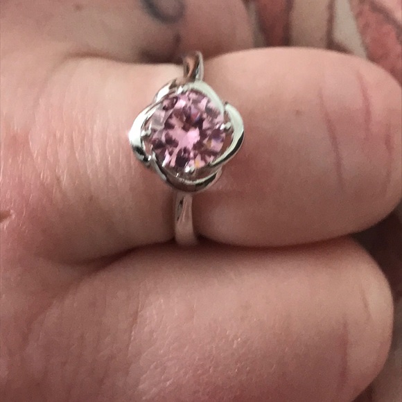 Ring - Picture 2 of 2